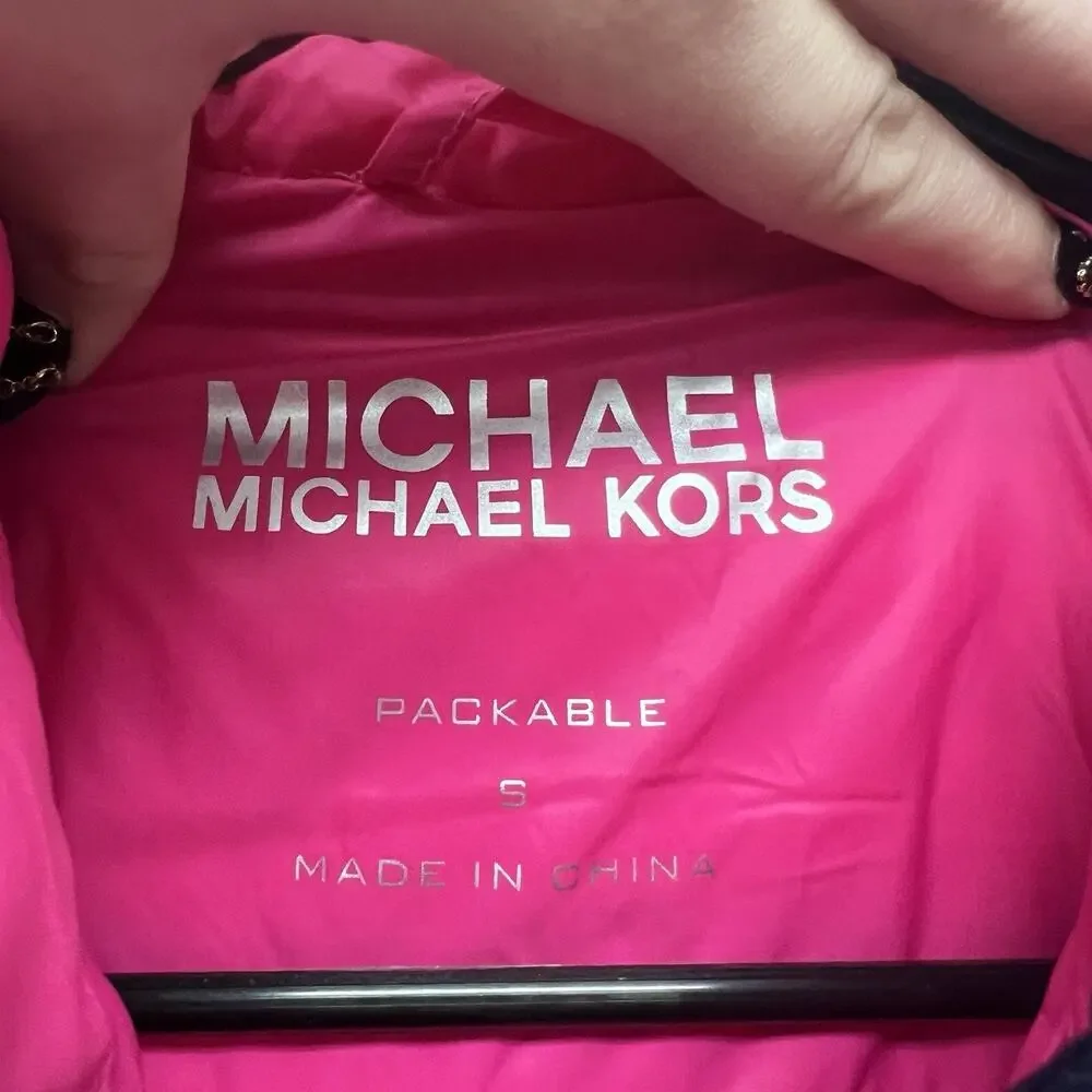 Child’s Michael Kors Puff Jacket Size S Y2K Activewear Vintage NOC3840